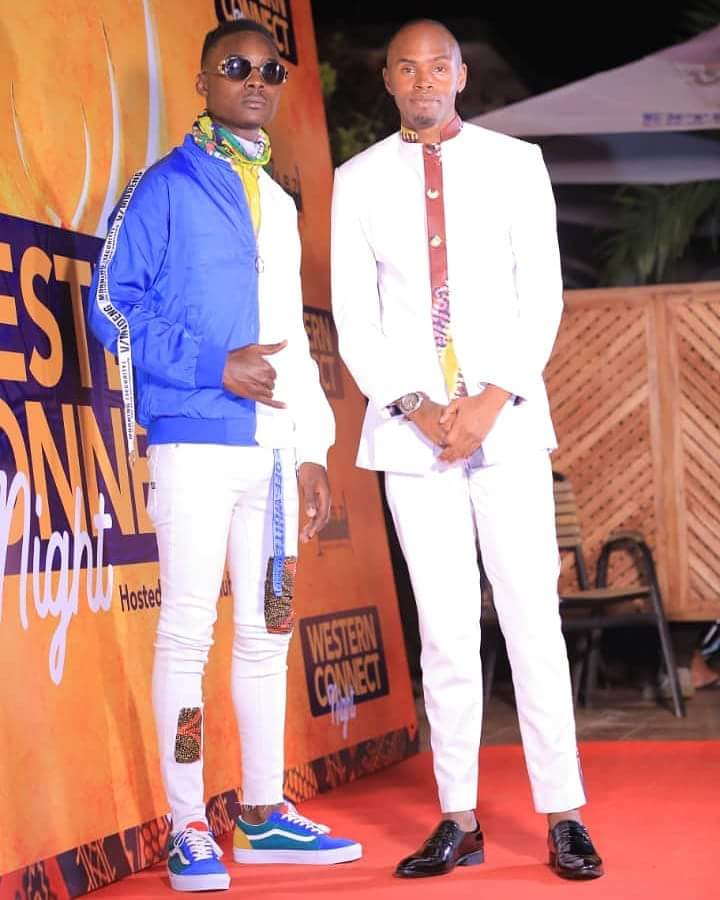 Ray_G_official's tweet photo. Blessings. #WesternConnect In full rep @AlexMuhangi 🙌✌ https://t.co/T3YbSAPBn0