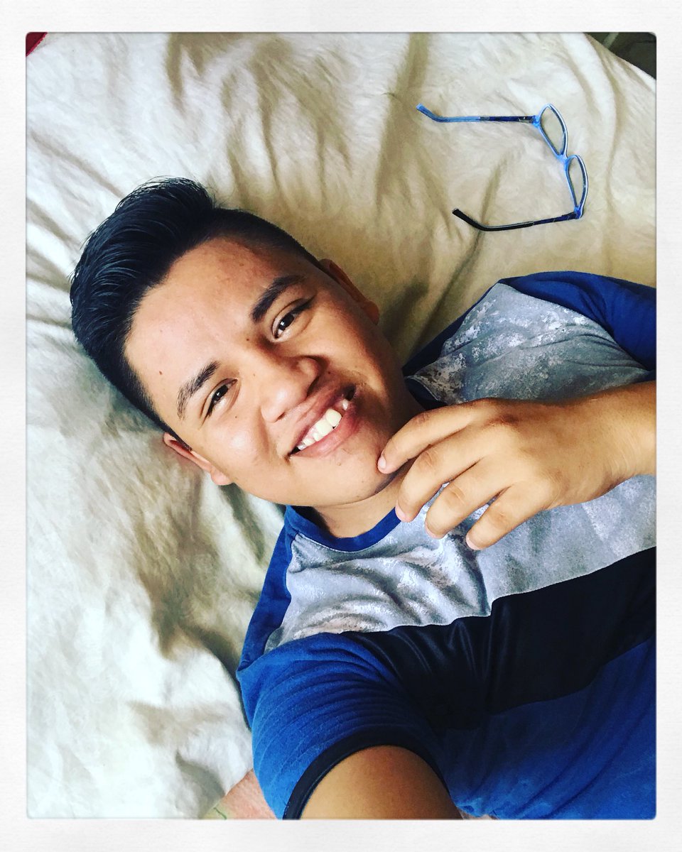 oskar19rac's tweet photo. #always https://t.co/HOnnGoG4MV