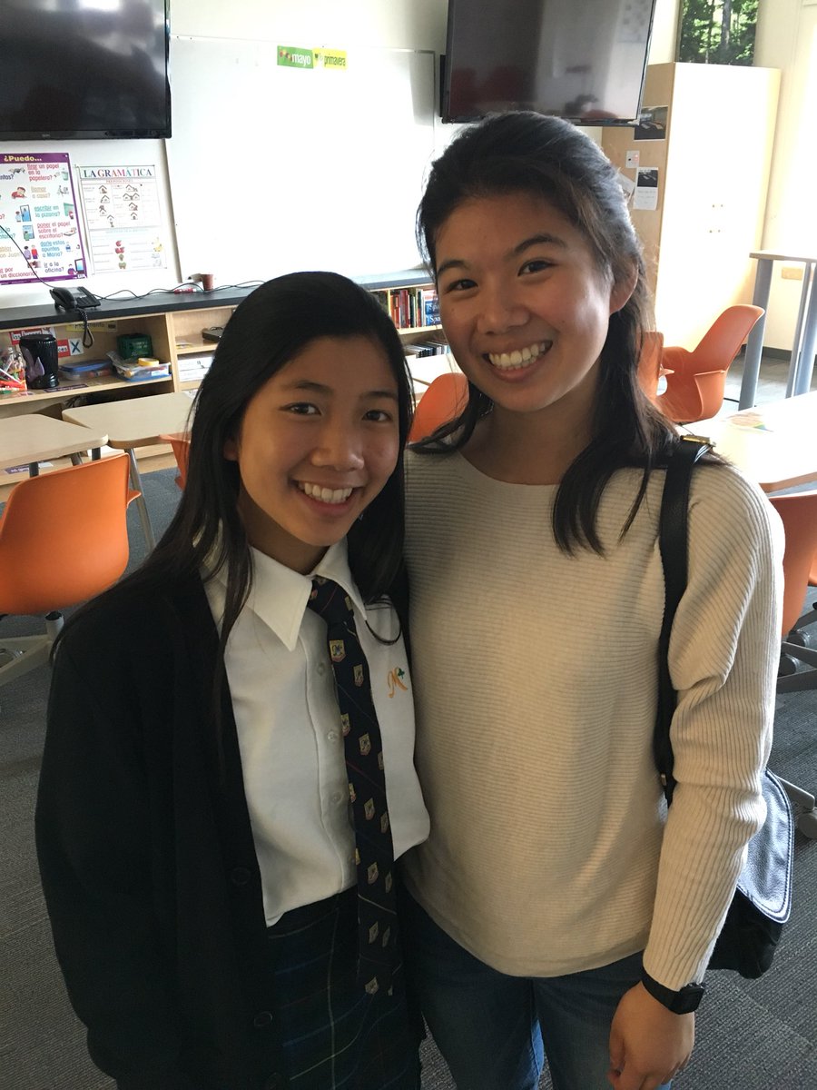 HazelChee's tweet photo. Sisters <3 Popping in to @MulgraveSchool for a catch up #grad2015 @MulgraveAlum @joleetung and Vanessa :) https://t.co/5JCK0ZxEx5