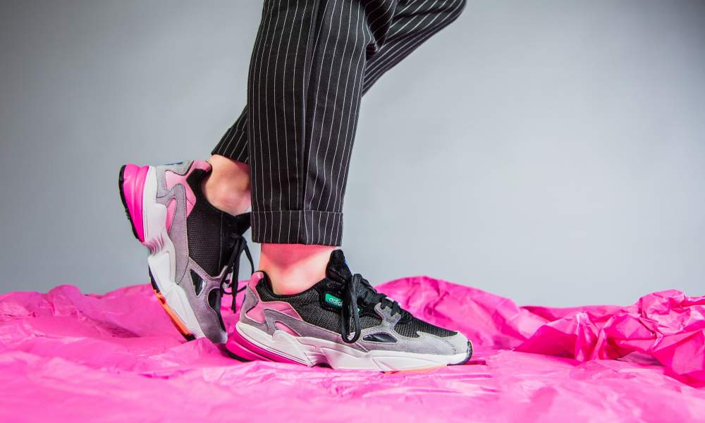 adidas falcon granite pink