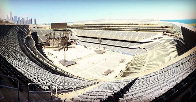 mattbillingslea's tweet photo. Shows #8 &amp; 9 - Soldier Field, Chicago, IL. One of my favorites... https://t.co/jQYkVDq68r https://t.co/4EeIN4bhRE