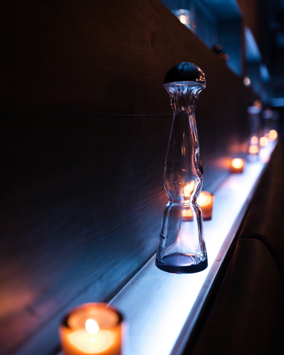 Imagine this: its Friday night, you just finished an amazing dinner at @mercaditochi, now youre downstairs at La Mez celebrating the weekend