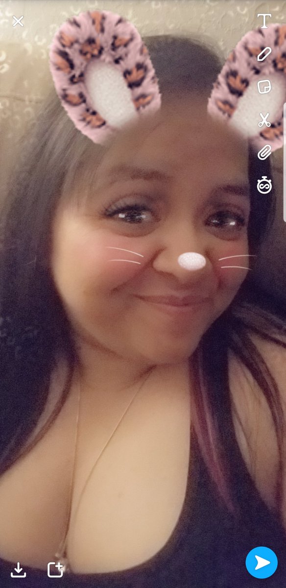 TinyTinkerBoo's tweet image. Love snapchat! Lol ❤