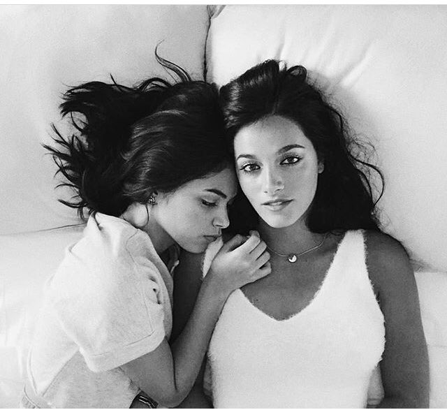 kianaalissonram's tweet photo. happy pride month🌈 #PrideMonth #StayOrRun
“All the pretty girls in the world, but i’m in this space with you”❤️🧡💛💚💙💜
@orisabatini https://t.co/WYhswP4wfR