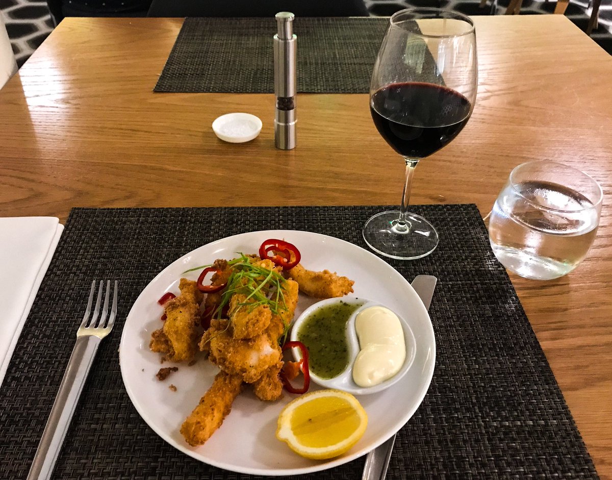 LockyPup's tweet photo. First time this pup visits a first class lounge. Food and service was amazing. For someone thatβs only ever flown Economy, it such a joy to be pampered. Just taken a shower and pup is nice and clean. Will definitely try to retain my Emerald Oneworld status #VeryImportantPup https://t.co/x3iPN7YFLu