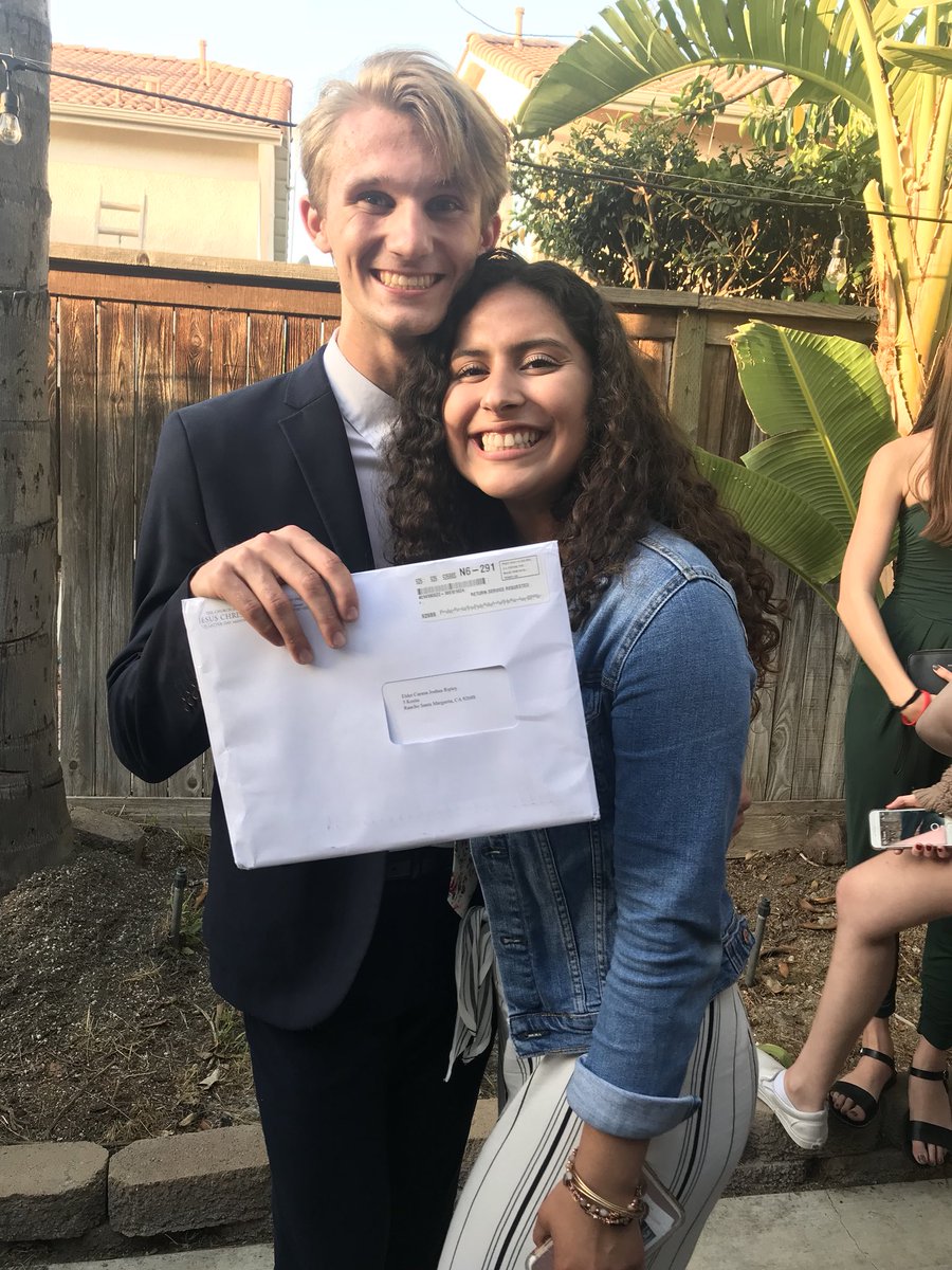 angelina_beeee's tweet photo. My boy finally got his mission call! HE IS GOING TO PARIS, FRANCE✨❤️ #ParisBound #MissionCall https://t.co/5EnpGQPXtb