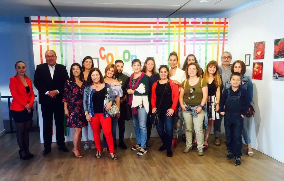estefacostapro's tweet photo. Ya quedó inaugurada la exposición COLORES en El Sauzal. https://t.co/JZ5SjTSbj0