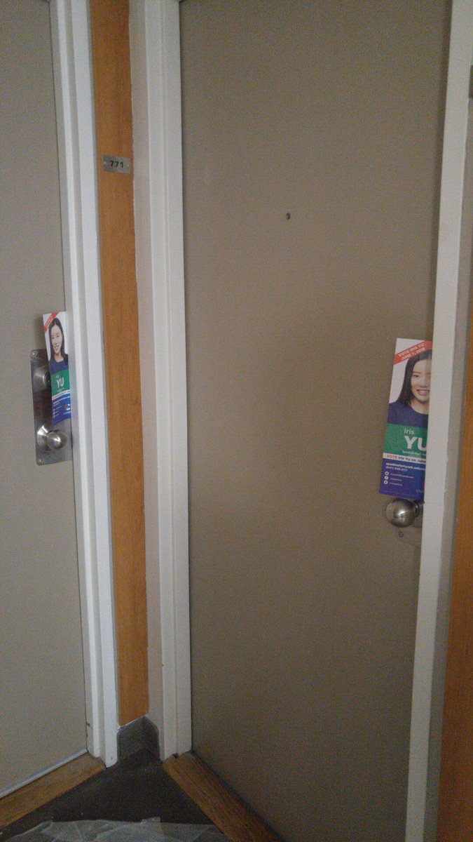 polarbear66ca's tweet image. Pround to be a canvassing volunteer of PC party! Within 2 hours distributed about 500 door hangers in two condo bldings.
@voteirisyu can service much better for the people in #SpadinaFortYork.
#VotePC #VoteIrisYu #onelxn #AOCCinAction #SaveOntario #PCPO #NeverNDP #LiberalsMustGo