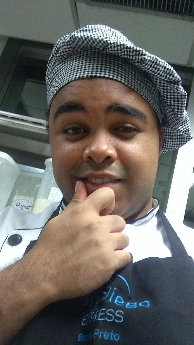 9_black's tweet photo. Amo oque Faço 🍕🍳🍝🍜🍣🍛🍰🍮 https://t.co/WQK853fsSI