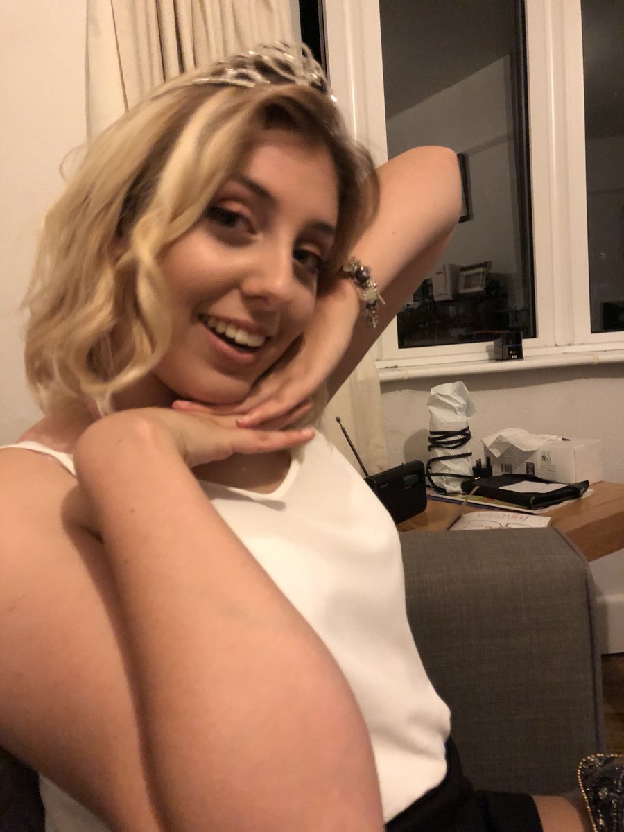 HollieStamper's tweet photo. Happy 21st to the best princess ever! @WatchThatKerb @alex_louise97 https://t.co/l19e20RF5i