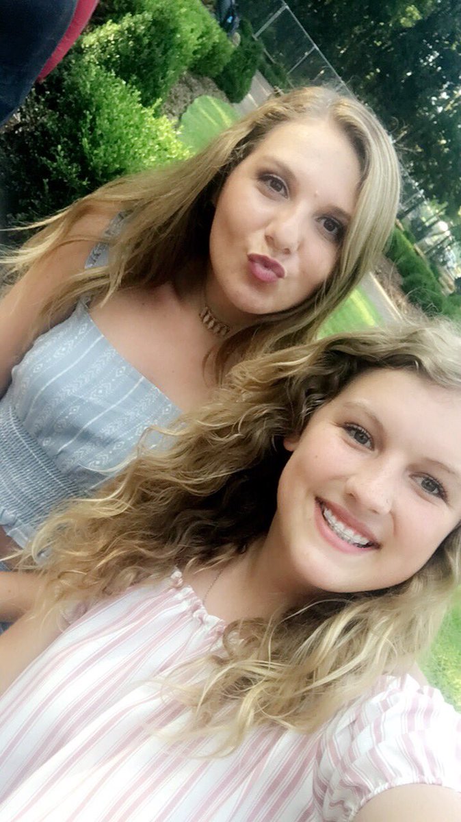 BailieChambers's tweet photo. #rockthesouth #biggestpartyinthesouth https://t.co/m6AAhXF2Y5
