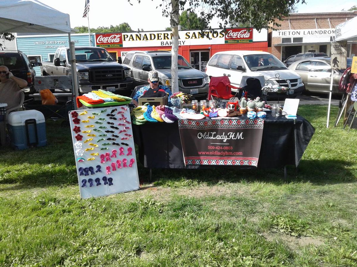 OldLadyHM's tweet photo. Come check us out at Highland Country Fair! https://t.co/ZI9I6TgcVI