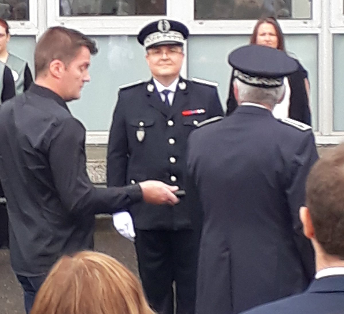 SNIPATPTS's tweet image. Installation d'Eric ANGELINO, inspecteur général des services actifs de la police nationale, en qualité de chef du service central de la police technique et scientifique à #Ecully le 31 mai 2018 par Eric MORVAN, directeur général de la #police nationale. #SCPTS #PTS