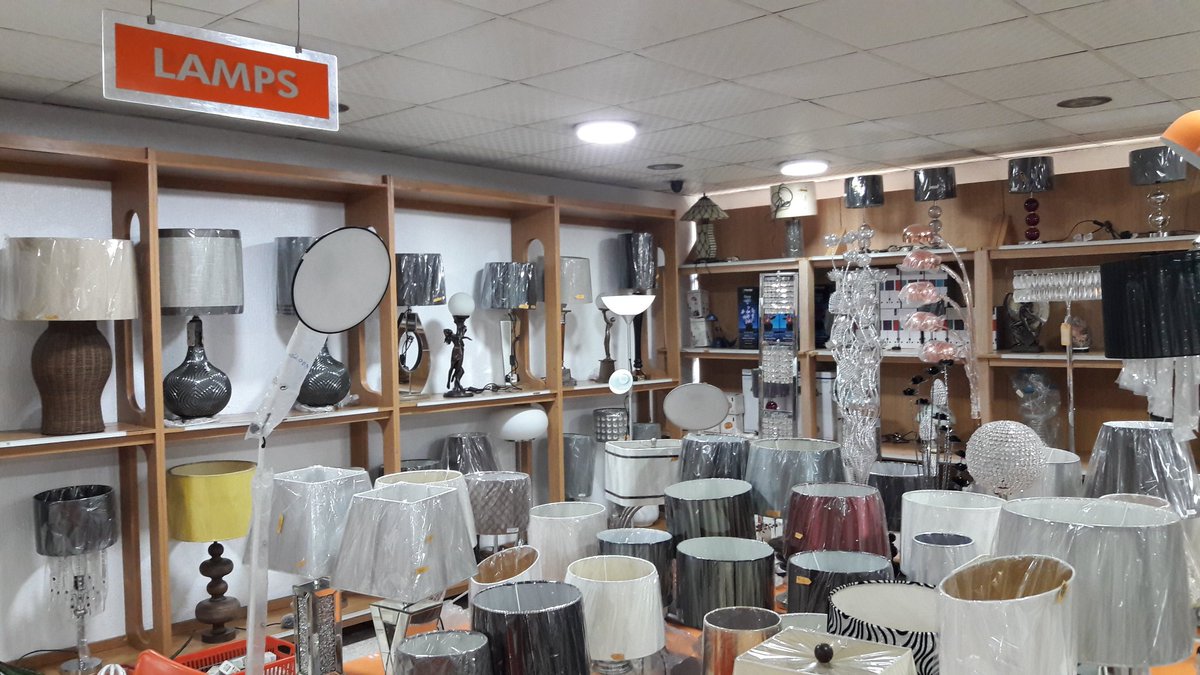 LeeZworldEnt's tweet image. Lamps you will absolutely love are sold at LeeZ World.

Visit our store - 109 Funsho Williams Avenue, Iponri, Surulere, Lagos, Nigeria.