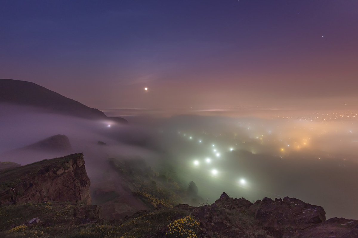TomDuffinPhotos's tweet image. If u followed my Haary photo expedition...this was the Moon scene that opened after I decided the haar was too thick to carry on #AnotherHour #SalisburyCrags @VisitScotland #Edinburgh #Haarathon