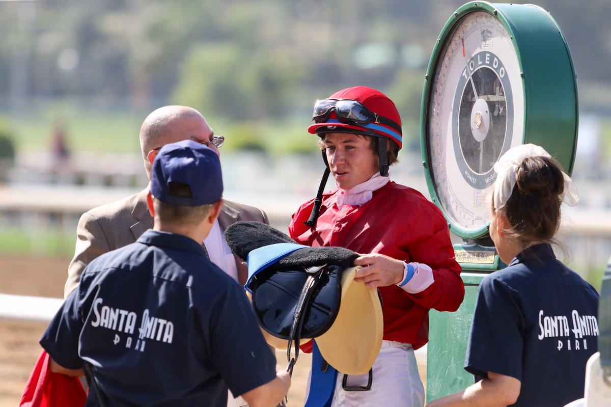 SAPublicity's tweet photo. Drayden Van Dyke rides Casino Red (IRE) to victory in the finale @santaanitapark. (Order - #1/9/7/5/2) https://t.co/D8l6pgjQzY