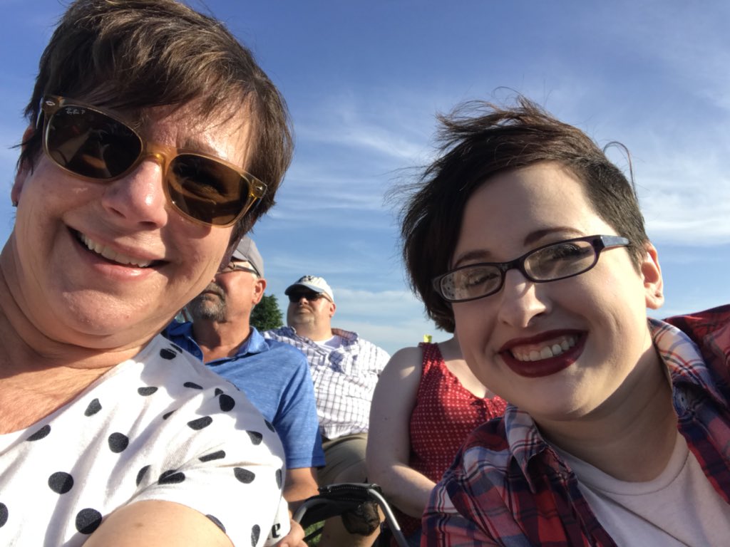 Sue Polka tweet media