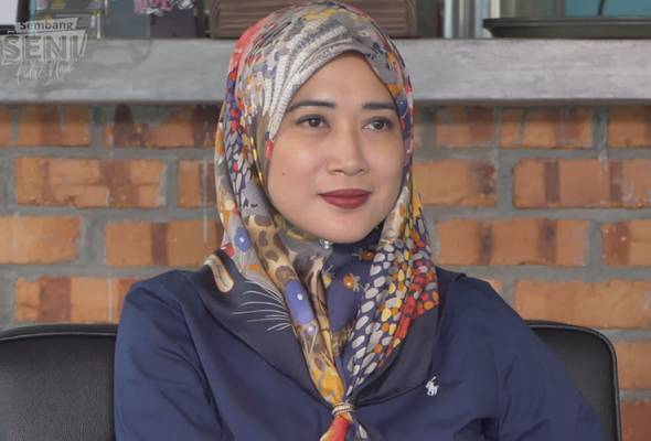 501Awani's tweet photo. #AWANInews #FajarAWANI 'Dira istiqamah bersama Umno, sudah berhenti berlakon'
https://t.co/CG3uxjhFNl https://t.co/Ac9d4U6hPZ