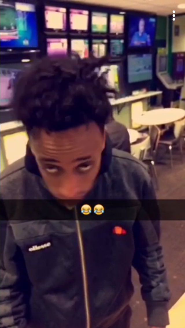LeeboyFP tweet picture
