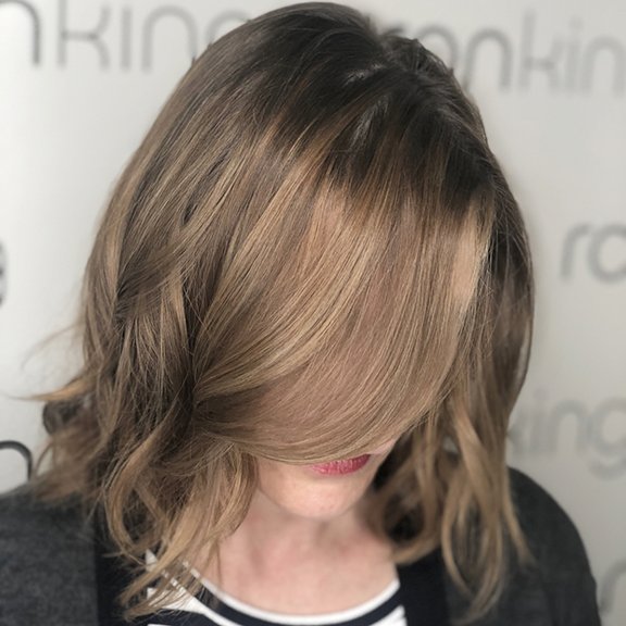 As posted by @ronkingbeauty : She did the chop! #trustyourstylist
.
.
.
#Houseofeuropeanhair #virigineuropeanhair #invisitab #hairtransformation #hairart #hairartsalons #losangeles #shermanoaks #orangecounty #phoenix #arizona #austin #texas #ronking #ronkingbeauty #ronkingsalon