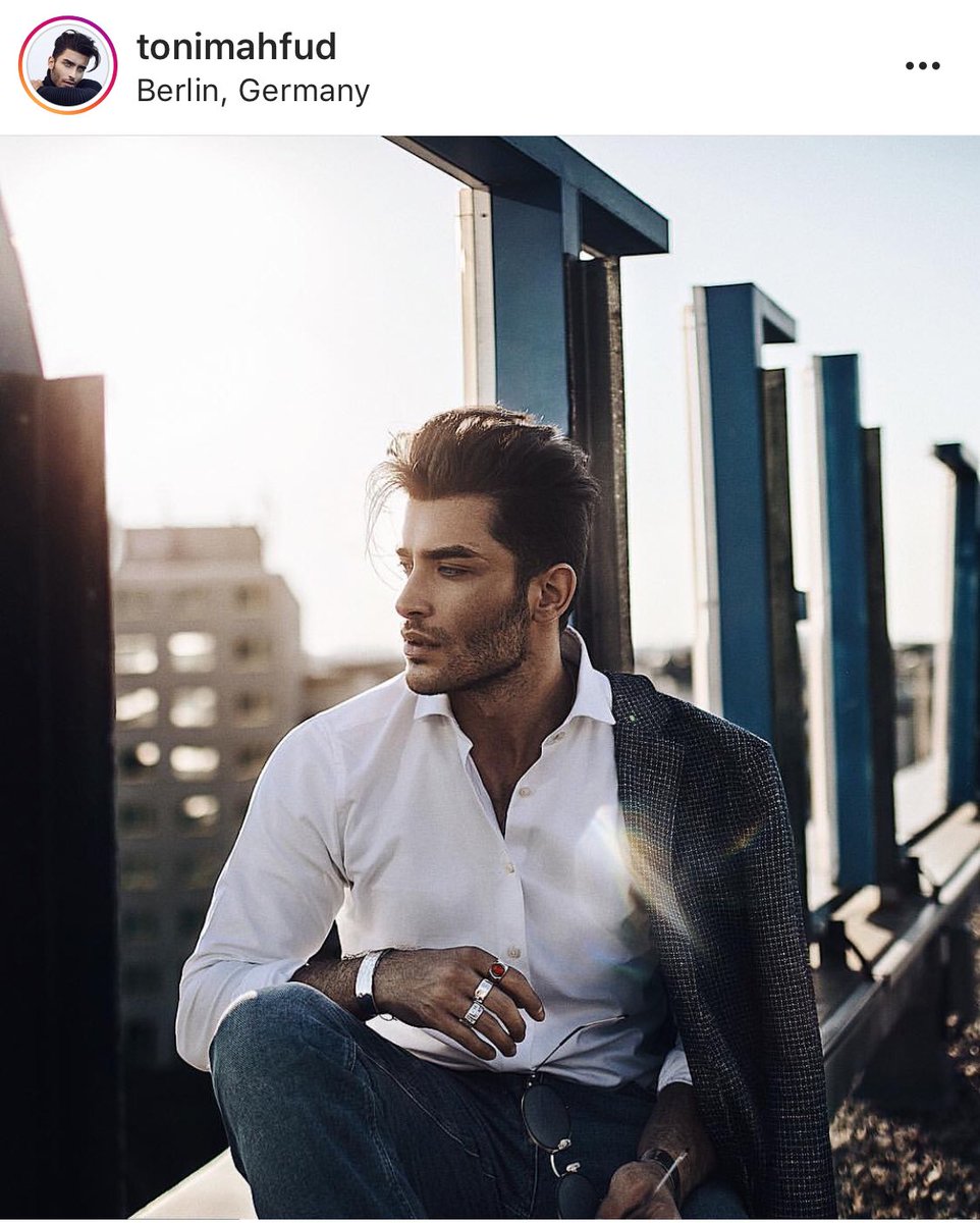 /Just in case anyone wants to make a wolf and doesn’t know who to use for an FC😍🙌🏼 just sayinnnnn