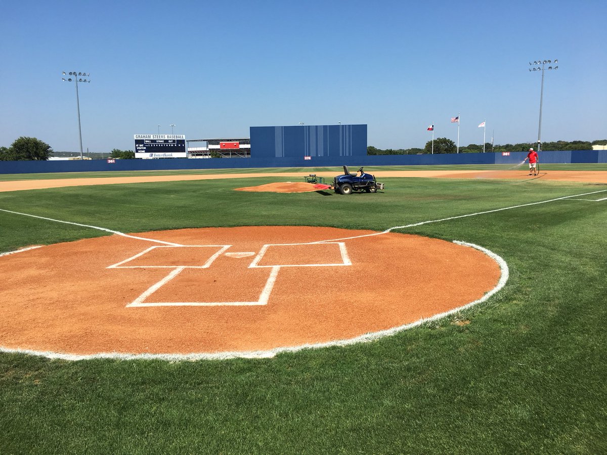 gisdoperations's tweet photo. @jimbobwilliams adding water to the infield before tonight’s big Regional Finals Baseball game between Brock and Peaster. Peaster is lead by one of Graham’s own, Coach Lynn Grimes! https://t.co/JPYd6aHFDF