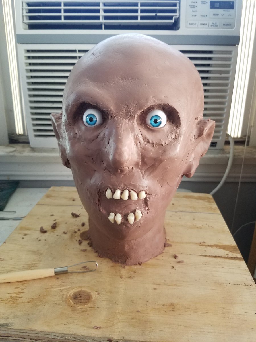 PsychoAxeMan's tweet photo. #sculpting #monsterclay #scrup but  it will be a #zombie even though he has elf ears for now . https://t.co/rI59NFDwz0