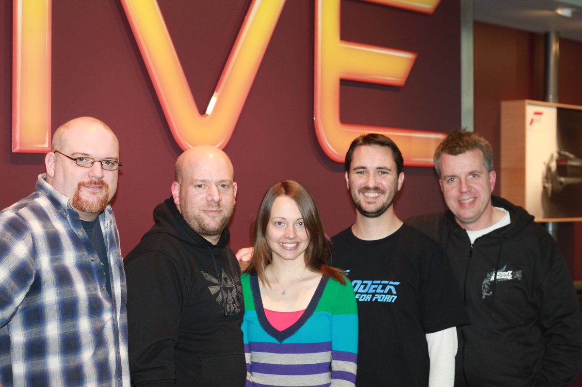 lauralollipop's tweet image. Today is my last day on the @majornelson podcast and at Microsoft. It’s been an amazing 11 years, and I’ve been privileged to work on such great products. Thank you for being part of my journey and for the many memories I cherish. #TeamDysfunction