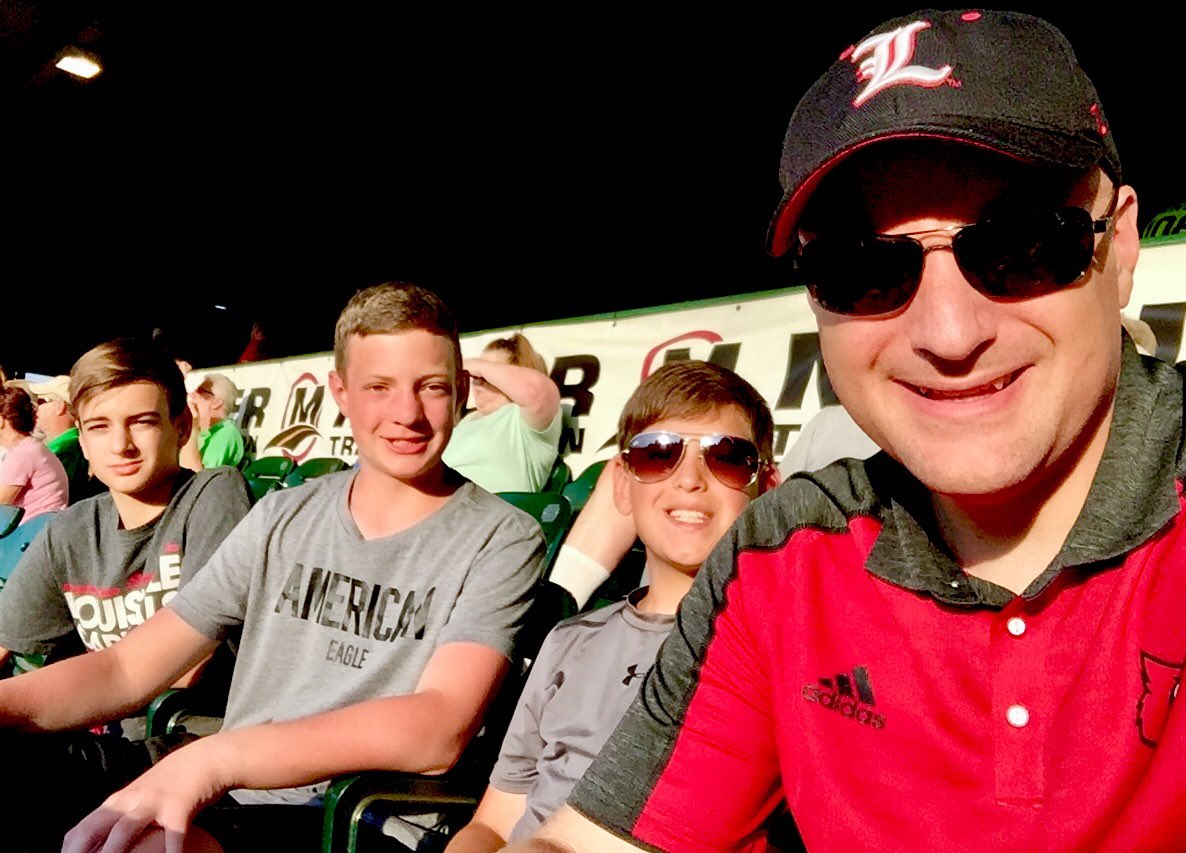 smaldone4's tweet photo. Night out with my boys, enjoying some #batsbaseball! https://t.co/GF3iOlJaV1