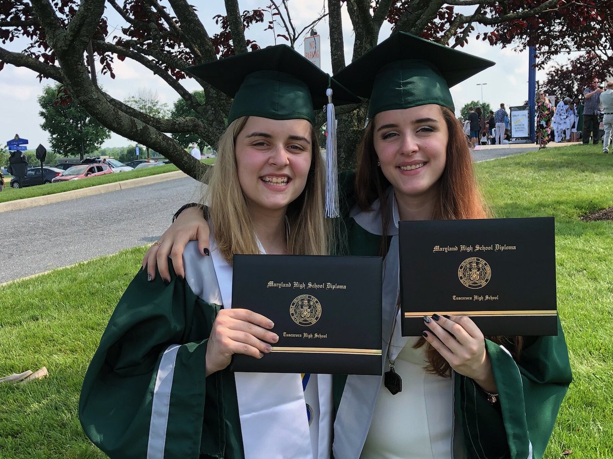 BestDadEver9's tweet photo. Proud Of My Girls!! https://t.co/jy3EgpQdbt