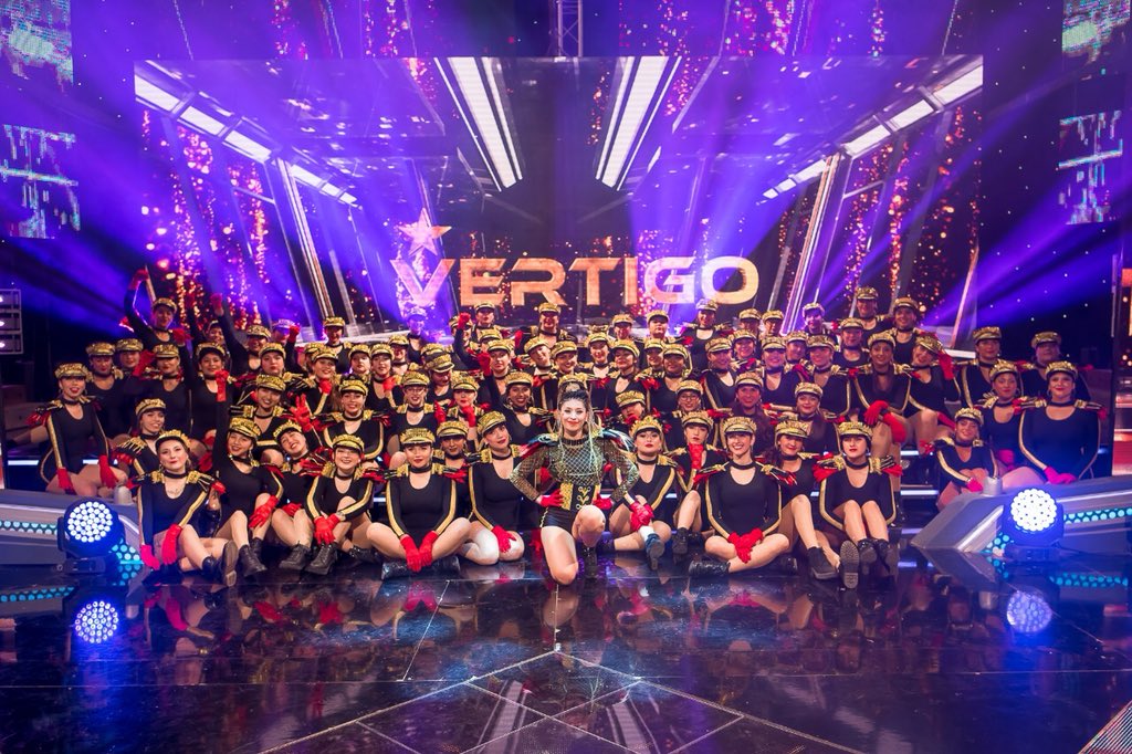 VertigoCanal13's tweet photo. Con un espectáculo de clase mundial y demostrando el poder femenino, más de 80 mujeres de #LeonasProject 👏🏻👏🏻👏🏻 abrieron los fuegos en #Vértigo2018 ¡GRACIAS POR SU TALENTO! https://t.co/QNhlKFuiJB