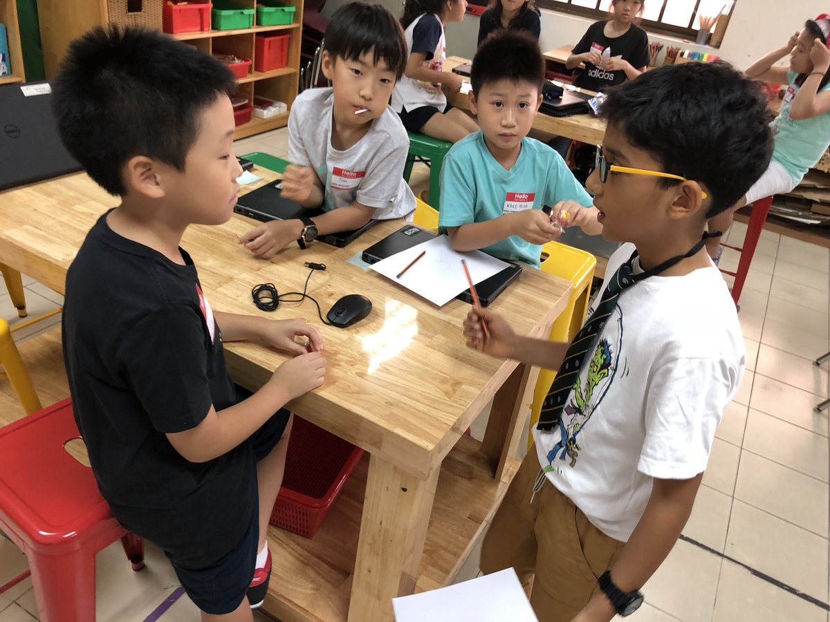 BIS_DREAMSlab's tweet image. Planning phase happening and students taking on responsibilities within their group #GlobalCodeathon #BISCHMC #SCRATCH