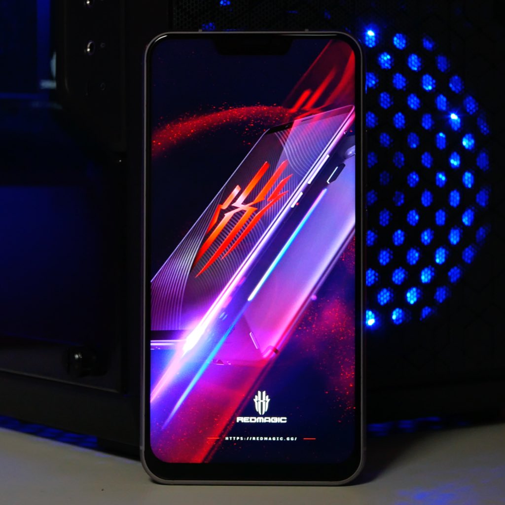 lifeoftechuk's tweet photo. Hey @redmagicgaming - here is my entry, and my shots of your awesome wallpapers! ๐๐ป
Everyone else, if you havenโt already...check out the giveaway here: https://t.co/XCrX5QTORn https://t.co/hechmIxTx8