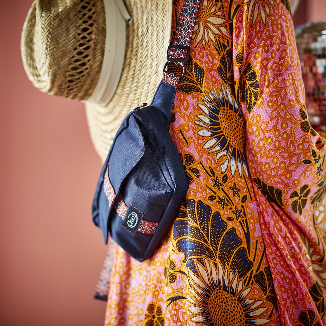 chacos fanny pack