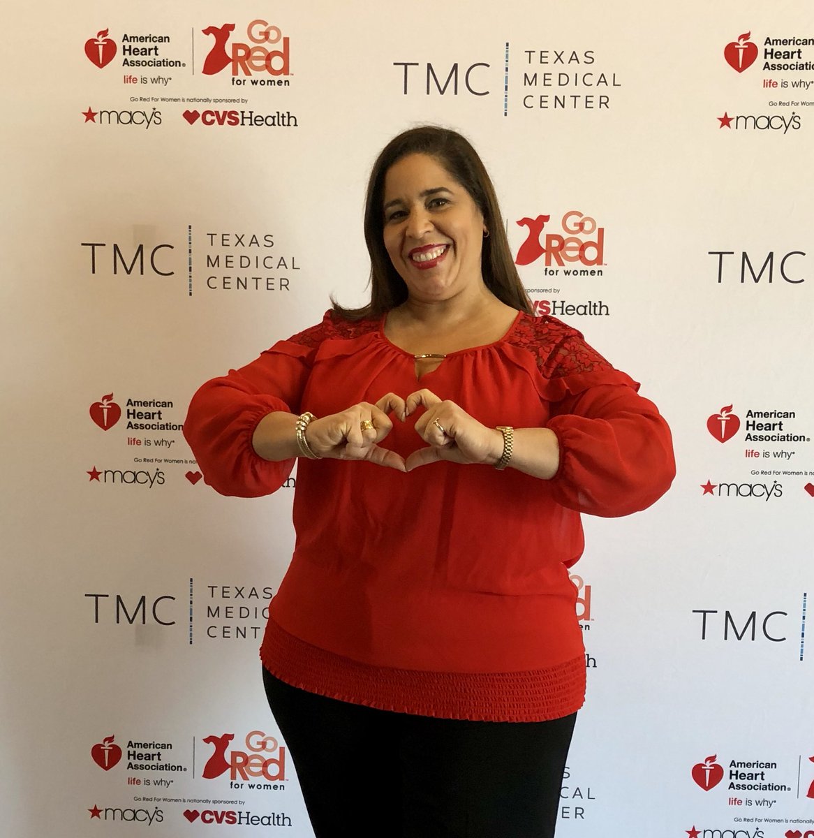 OlivaresGrace's tweet photo. A day of learning about heart health! ❤️ “Vestido Rojo” 💃🏻 Conference and Luncheon presented by the American Heart Association! Love ourselves! Querámonos a nosotras mismas! #LatinasGoRed #HoustonVestidoRojo #PorTuCorazon #HeartHealth #SaludDelCorazon #ahahouston @ahahouston https://t.co/g2NW4SgFaX