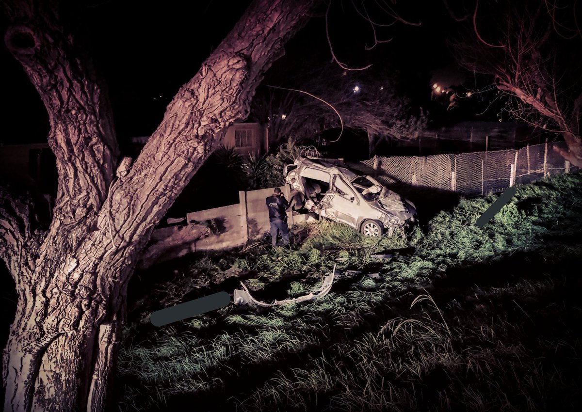 Fatal MVC. N2 inbound, Macassar. Six fatalities. <a href="/WCHEMS/">Wojin Chems</a> <a href="/ER24EMS/">ER24 EMS (Pty) Ltd.</a> <a href="/1SecondLater/">1Second</a> <a href="/FatalMoves/">The Fatal Moves Team</a> <a href="/cptfrs/">CPT's Fire & Rescue</a> <a href="/_ArriveAlive/">Arrive Alive</a> <a href="/EWNTraffic/">EWN Traffic</a> #BoozeFreeRoads #SeatBeltsSaveLives