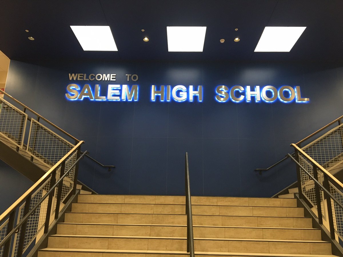 suzanne_snow's tweet image. I ❤️the excitement &amp;amp; engagement I see in Ss &amp;amp;Tt while visiting @PLTWorg classrooms across New England. I ❤️ learning with you. Yesterday, I had the pleasure of taking guests to a @PLTWorg K-12 district. They wished they were Ss again 😊. #projectbasedlearning #transformingEd