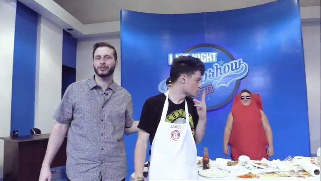 LNWSQuotes's tweet photo. This episode summed up in 4 pictures. @latenightweb #HotSauceCompetition https://t.co/USBZWhLgGJ