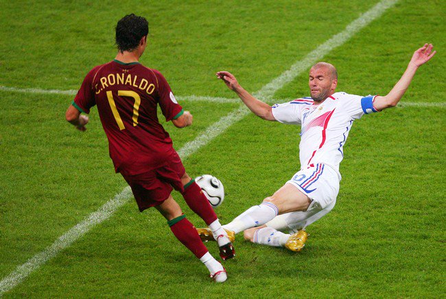 Franca 1 x 0 Рortugal (Zidane x Ronaldo) - melhores momentos (HD 720P) Copa  do Mundo Alemanha 2006 