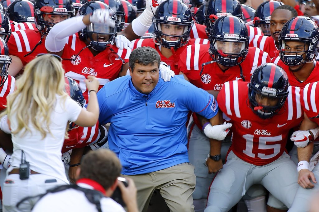EricJeffries_5's tweet photo. Extremely blessed to receive my first D1 SEC from The University of Mississippi #HottyToddy ๐ฆ https://t.co/f2pBEgorr4