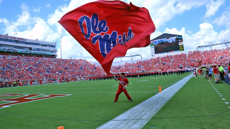 EricJeffries_5's tweet photo. Extremely blessed to receive my first D1 SEC from The University of Mississippi #HottyToddy ๐ฆ https://t.co/f2pBEgorr4