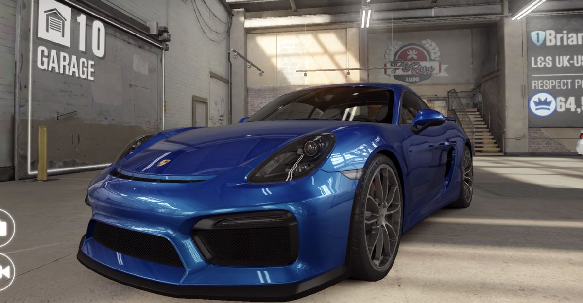 TouchGameplay's tweet image. spot the difference ones a  Cayman GT 4 and the other Cayman GT4 V-CS like to take a guess? 😂🤔 #lazydesign