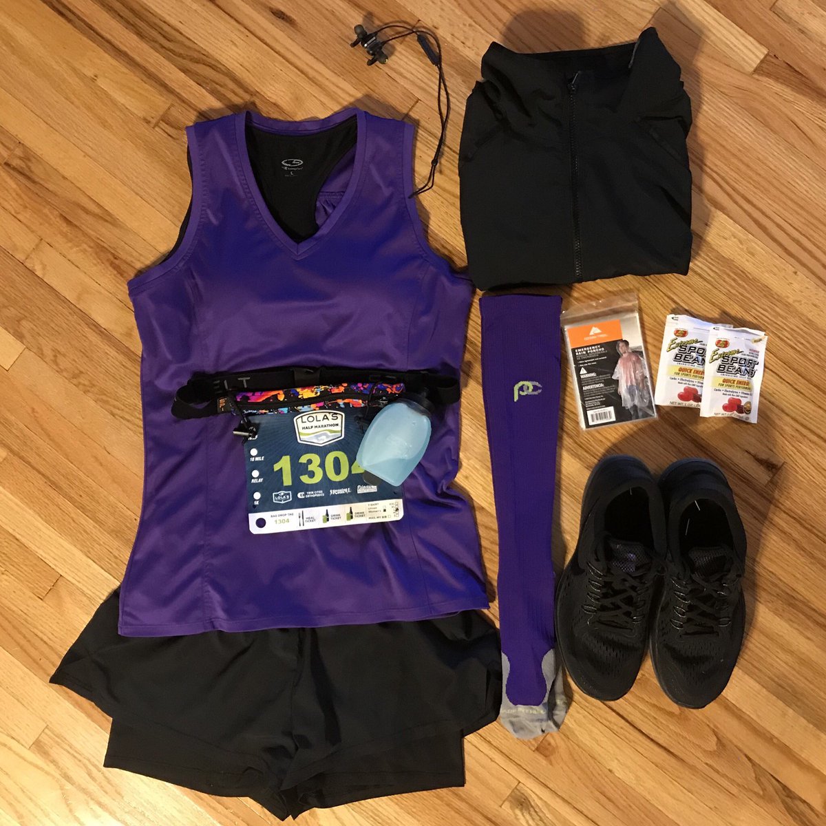 The weather looks bleak for tomorrow, but #flatchristine is ready for #mnrunseries #lolashalfmarathon Here’s hoping they don’t have to cancel! #spibelt #procompression