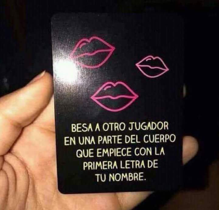 ericberniok's tweet photo. Si jugando les sale esta carta... que les tocaría besar? https://t.co/dtYRJ5JRgi