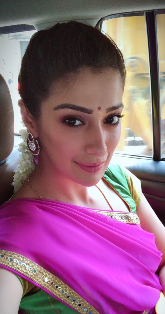 TFI360's tweet photo. @iamlakshmirai Indian traditional Look 😍
#southindian #girlnextdoor #tamilponnu #traditionallook #4thschedule #rolling 📽 https://t.co/e2rorjUTwO