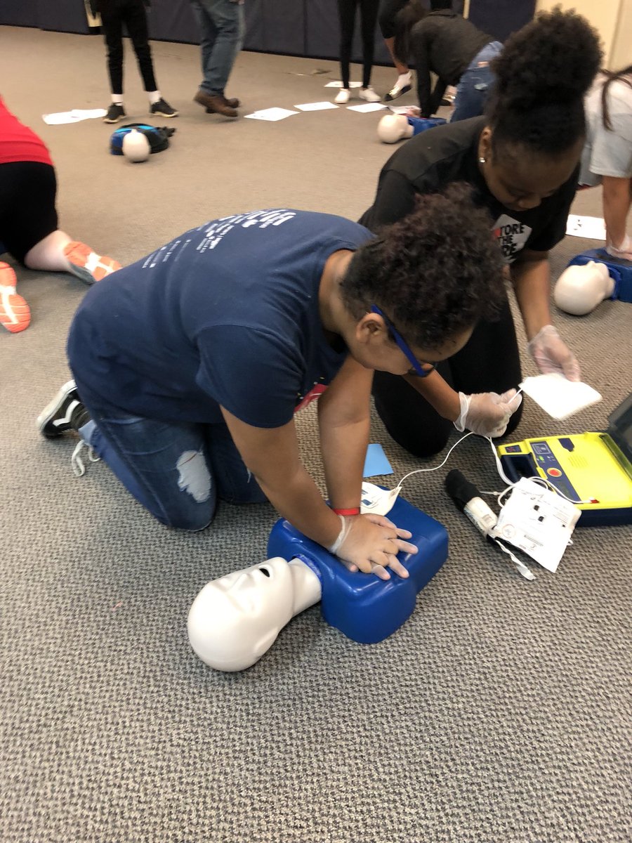 FreeholdBoroY's tweet photo. “Practice is the hardest part of learning, and training is he essence of transformation”-Ann Voskamp
#wearemorethanagym #weareacause #makingadifference #givingback #campstaff #summer2018 #ymca #bestsummerever https://t.co/xC9HlA2gc2
