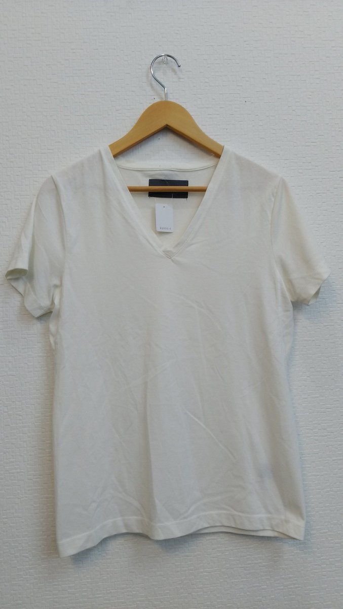 高円寺古着屋アンダー700 サク12 00 21 00 定休日水曜日 ブービートラップ改め Wjkのvネックカットソーです 高いブランドなんでオシャレな言い方にしました Tシャツです サイズ多分l 1900円 税 新小岩 古着 古着屋 Usedclothing 激安 安い