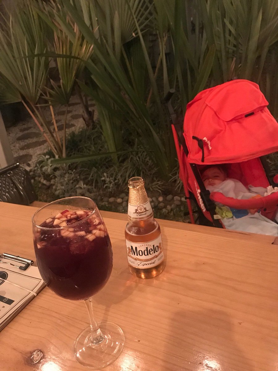 Brandy_Bombon's tweet photo. Esposeando ❤️ (@ Barracopa in Ciudad de México) https://t.co/Xh1wmkd3HJ https://t.co/wRCDihbT6q