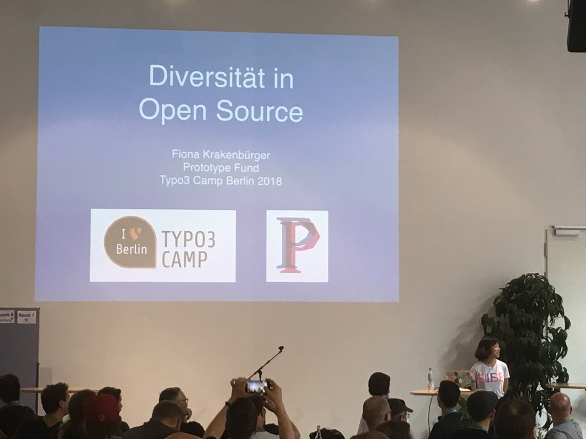 luckow's tweet image. Keynote „Diversität in Open-Source“ von @Fotografiona auf dem #t3cb #cmsgarden
