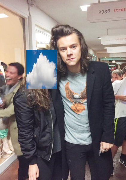 busyniangao's tweet photo. I MET HARRY STYLES https://t.co/M6sMyiuZKX